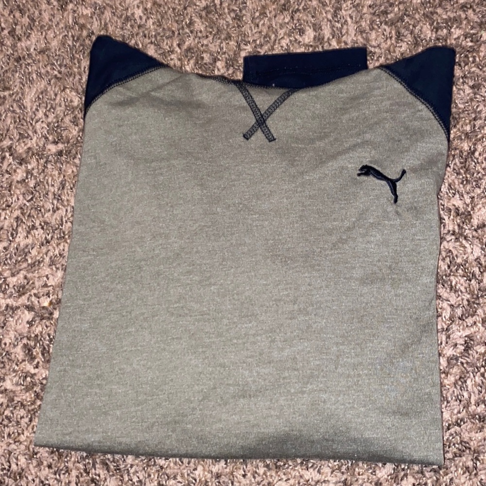 Mens hooded long sleeve shirt✨